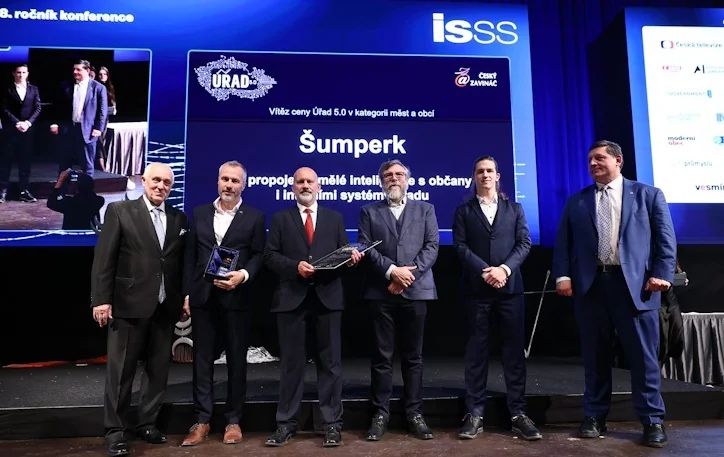 Předávání ceny Úřad 5.0 na konferenci ISSS